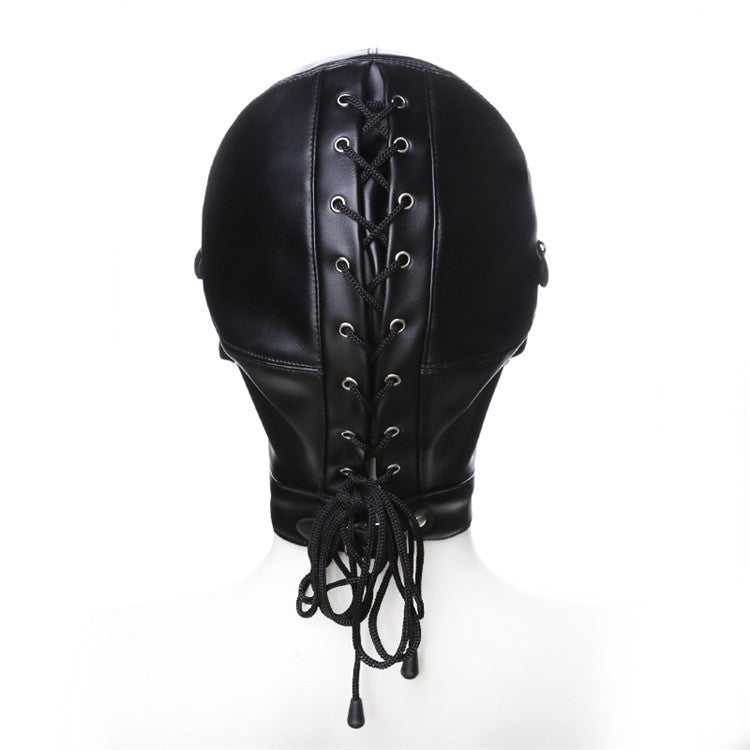 Nahast suupalliga mask